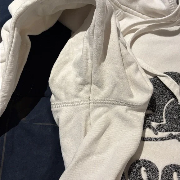 Roots White/Cream Hoodie with Graphic - size S - Picture 9 of 16